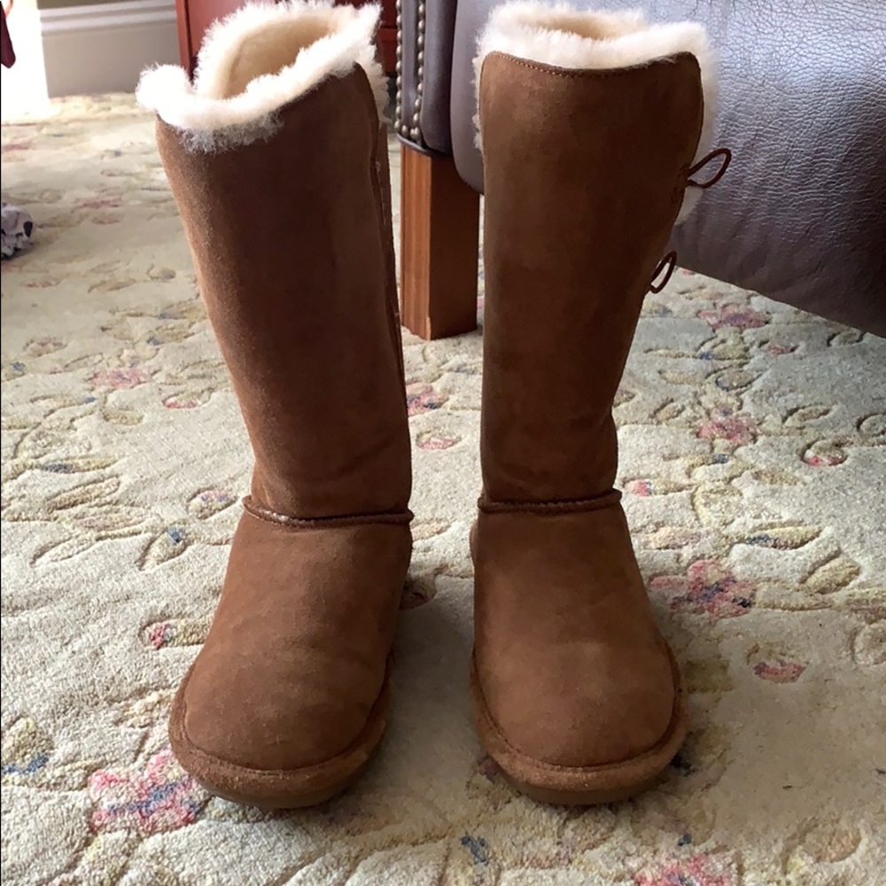 Bearpaw Tall Brown Winter Boots Size 6